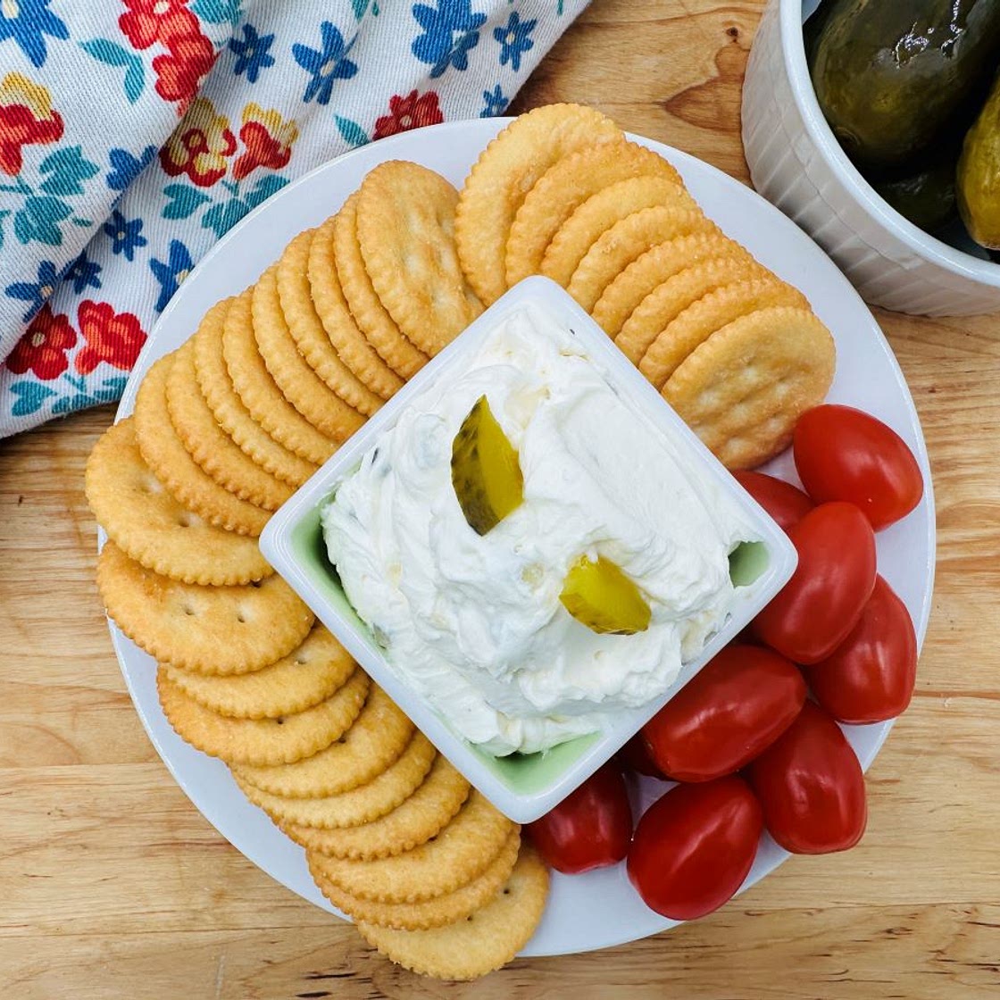 Dill Pickle Dip