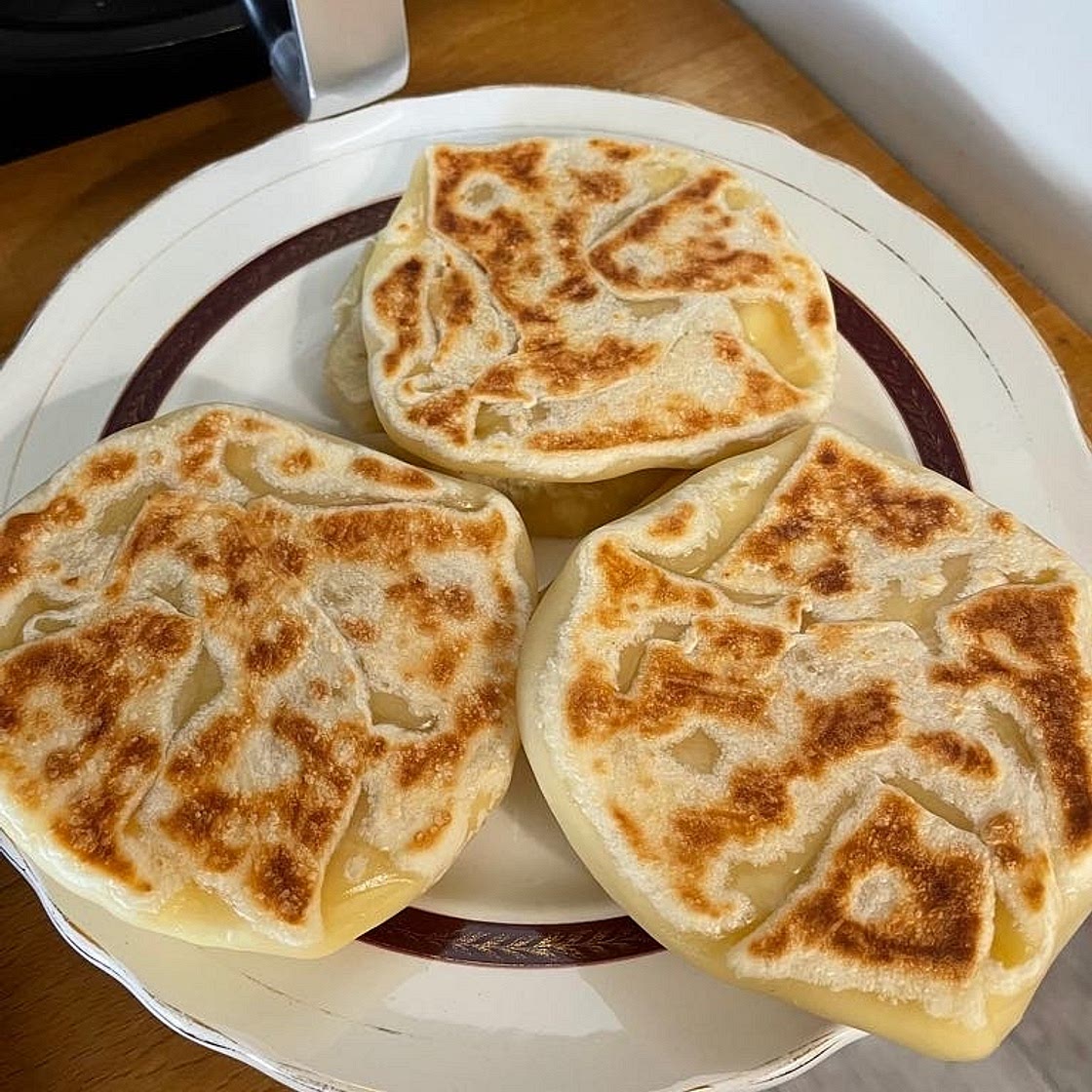 Cheese naans au fromage