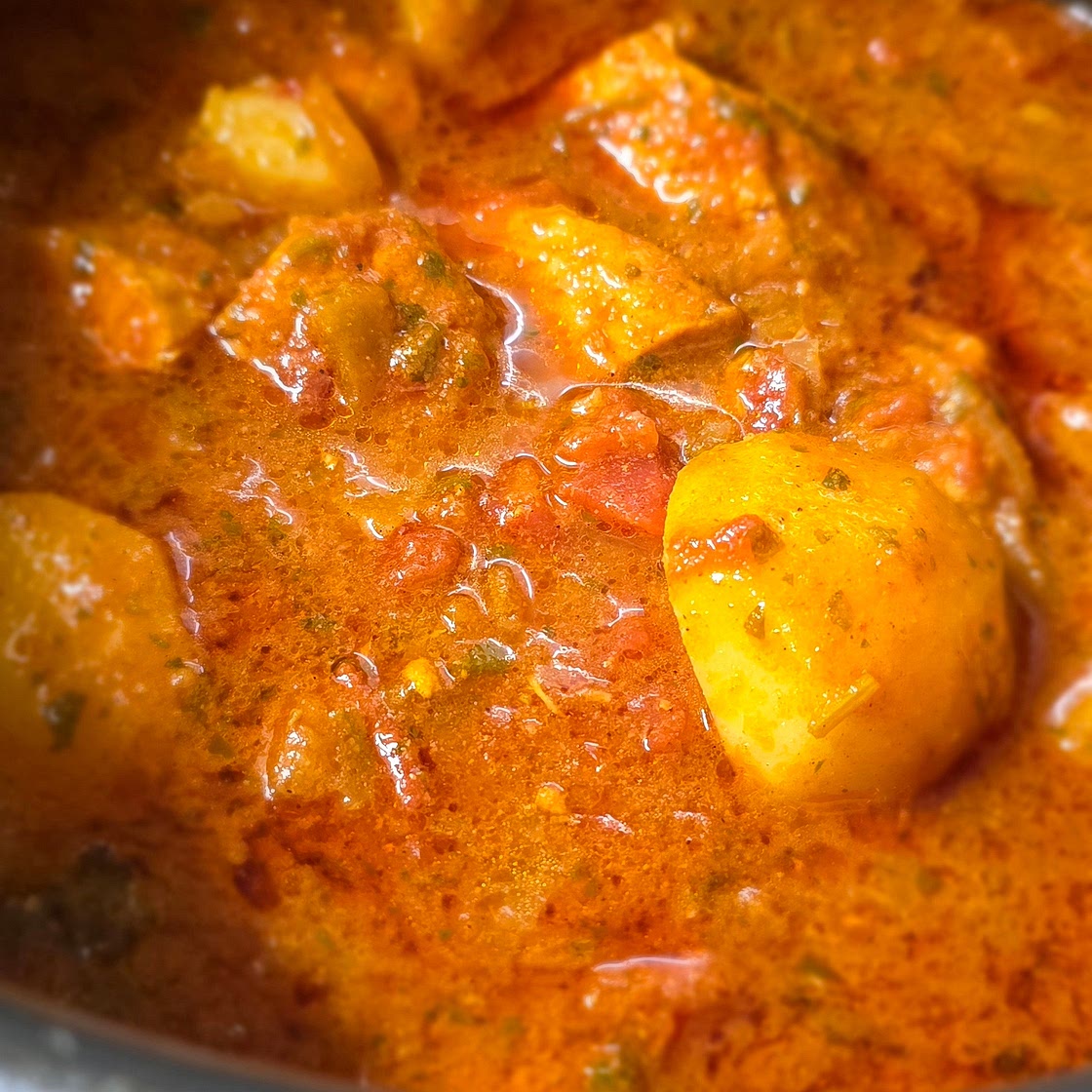 Indian Chicken & Potato hotpot