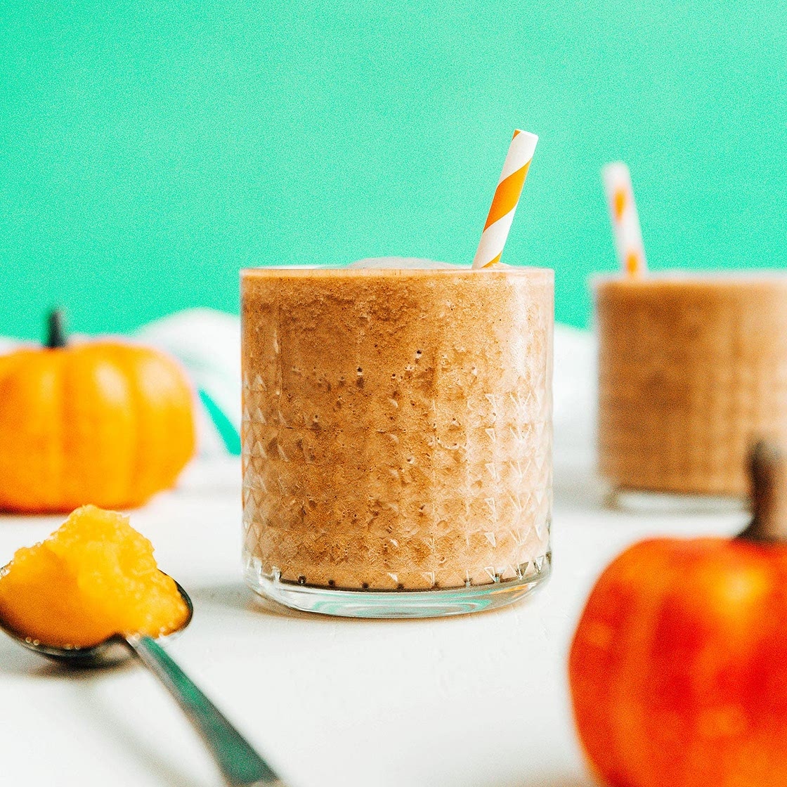 Creamy Pumpkin Smoothie With Coffee