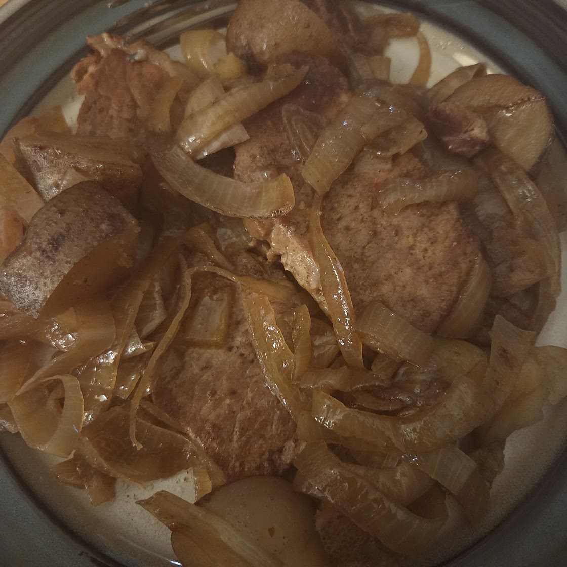 Slow Cooker Pork Chops and Onions