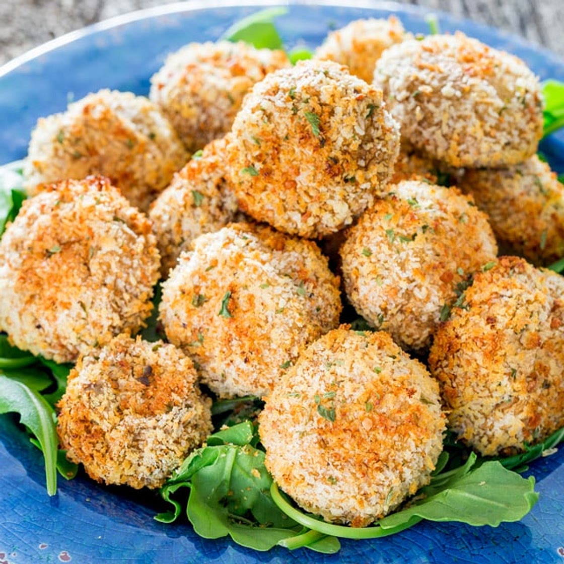 Crispy Baked Parmesan Garlic Breaded Mushrooms