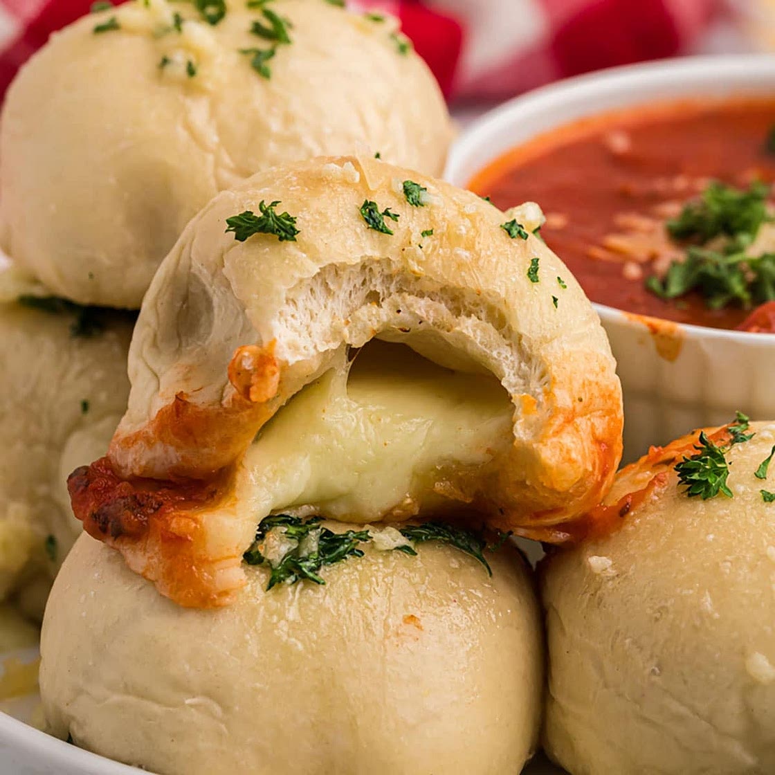 Easy Garlic Cheese Bombs