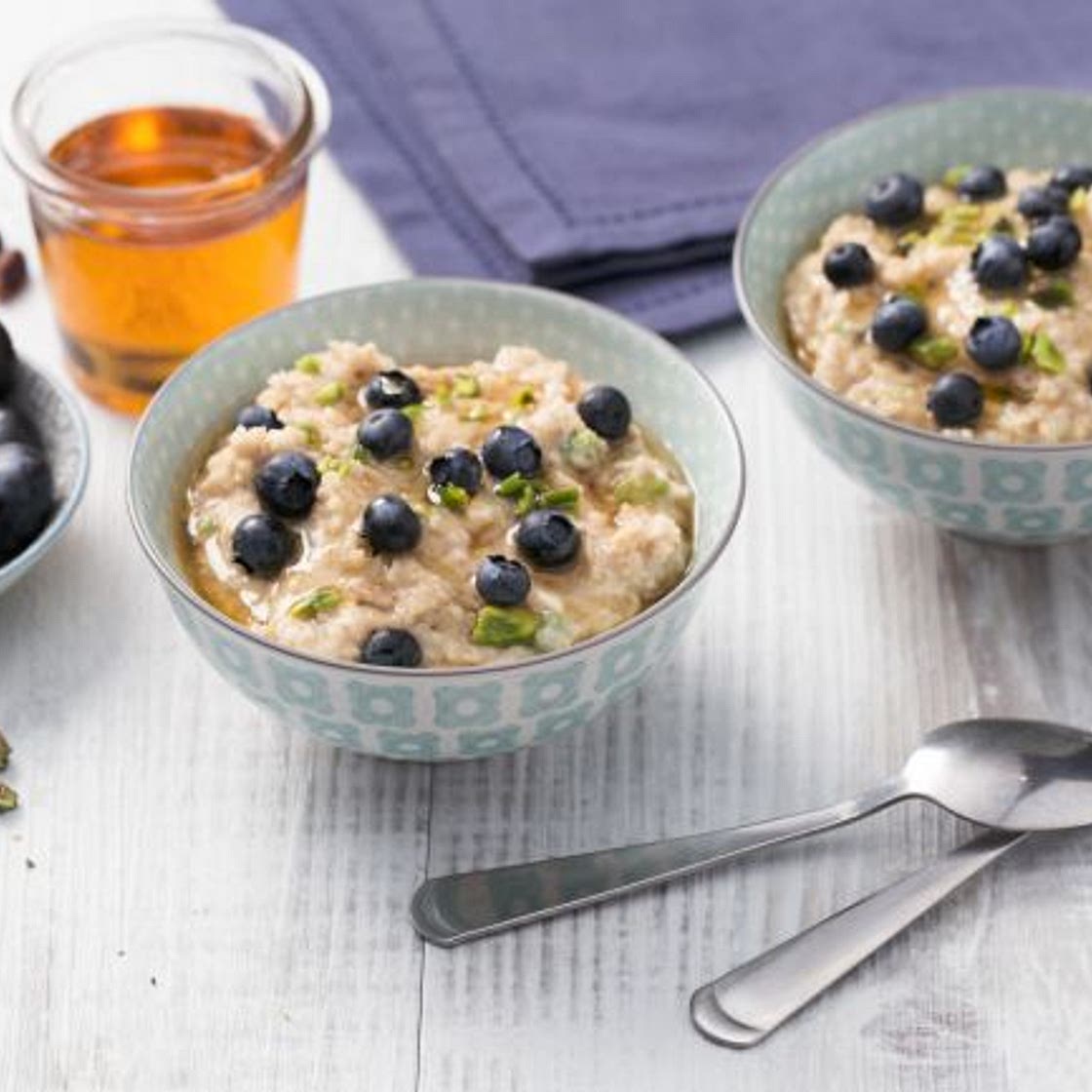 Porridge mirtilli e pistacchi
