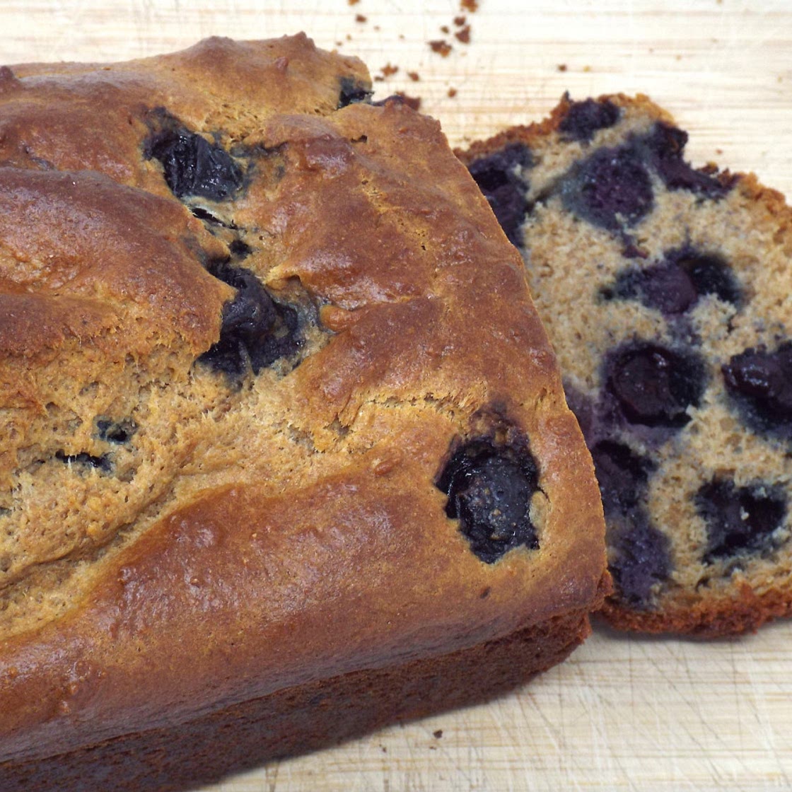 Whole Wheat Blueberry and Yogurt Muffin Bread