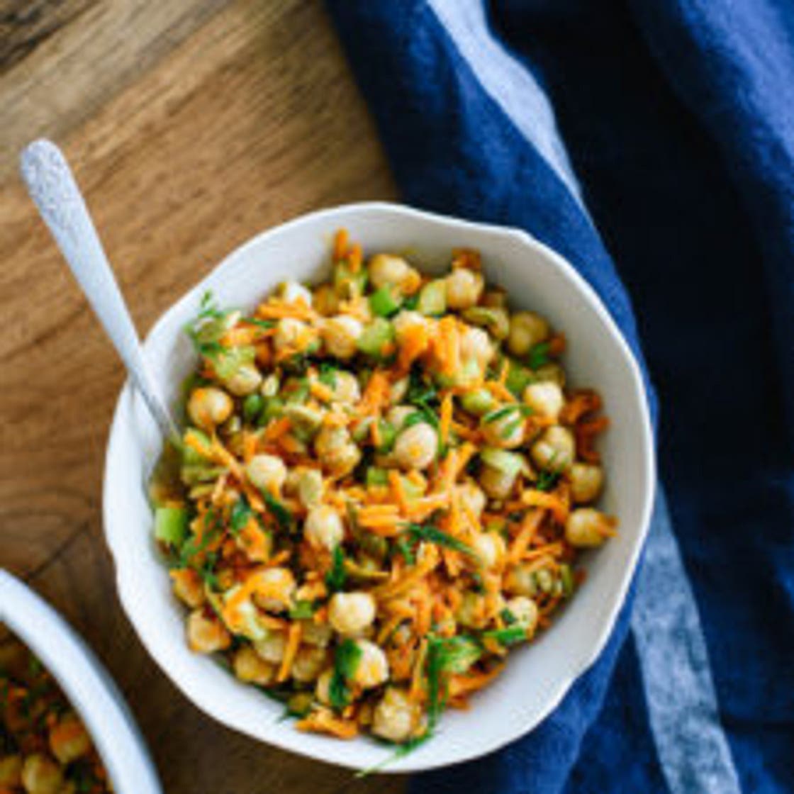 Chickpea Salad with Carrots and Dill