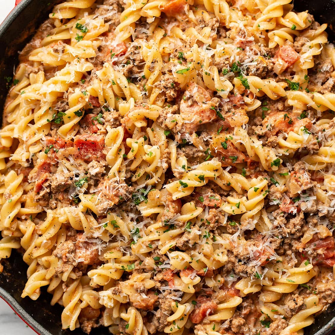 Easy Creamy Ground Beef Pasta
