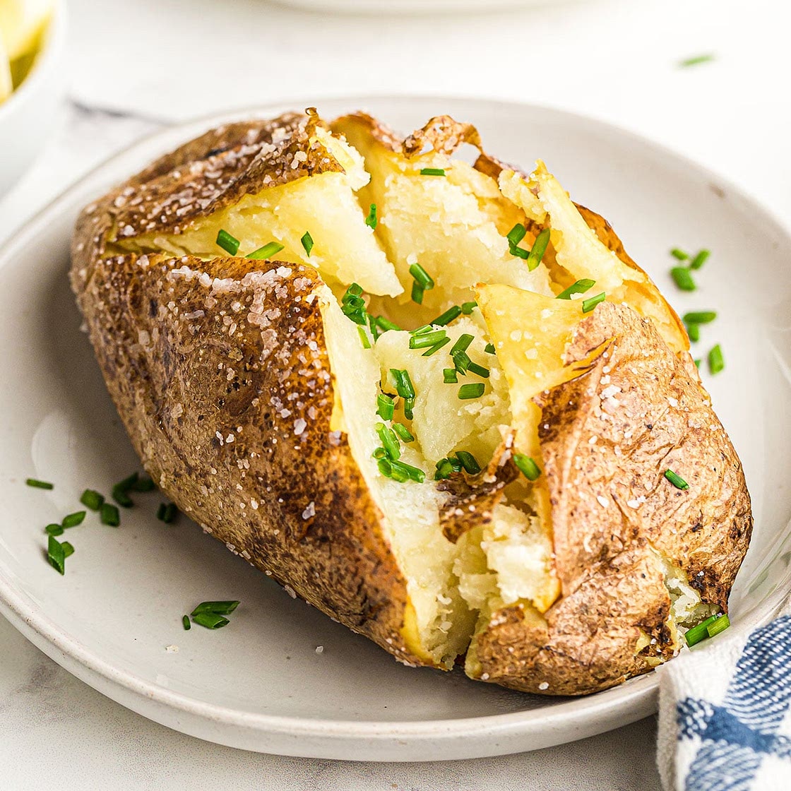 Easy Air Fryer Baked Potatoes