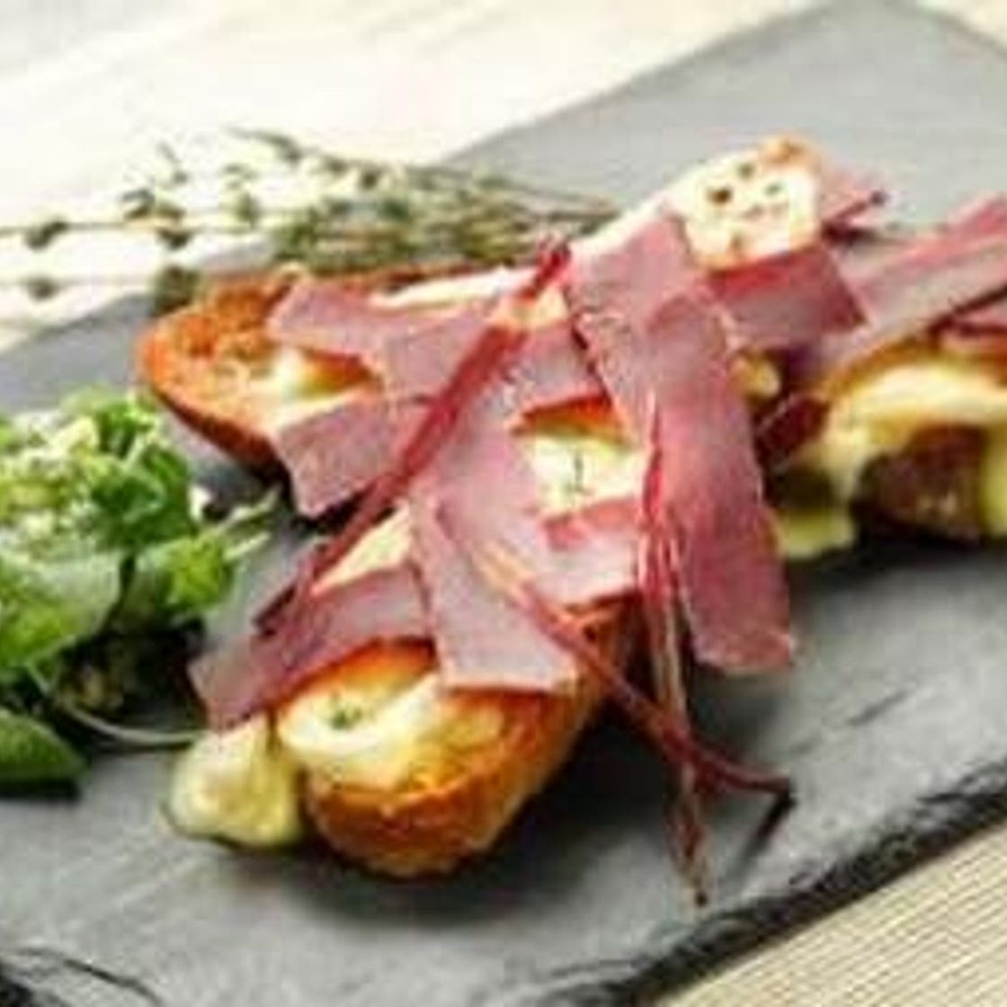 Bruschetta de Reblochon de Savoie