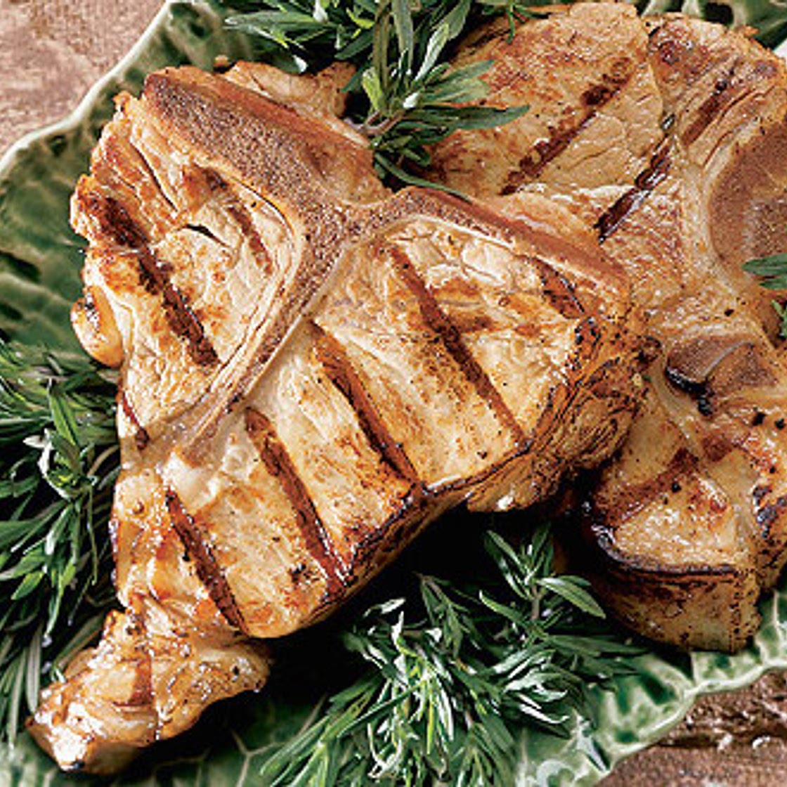 Biftecks D’aloyau (côtelettes de longe) de Veau de Grain du Québec Grillés au Thym Citronné