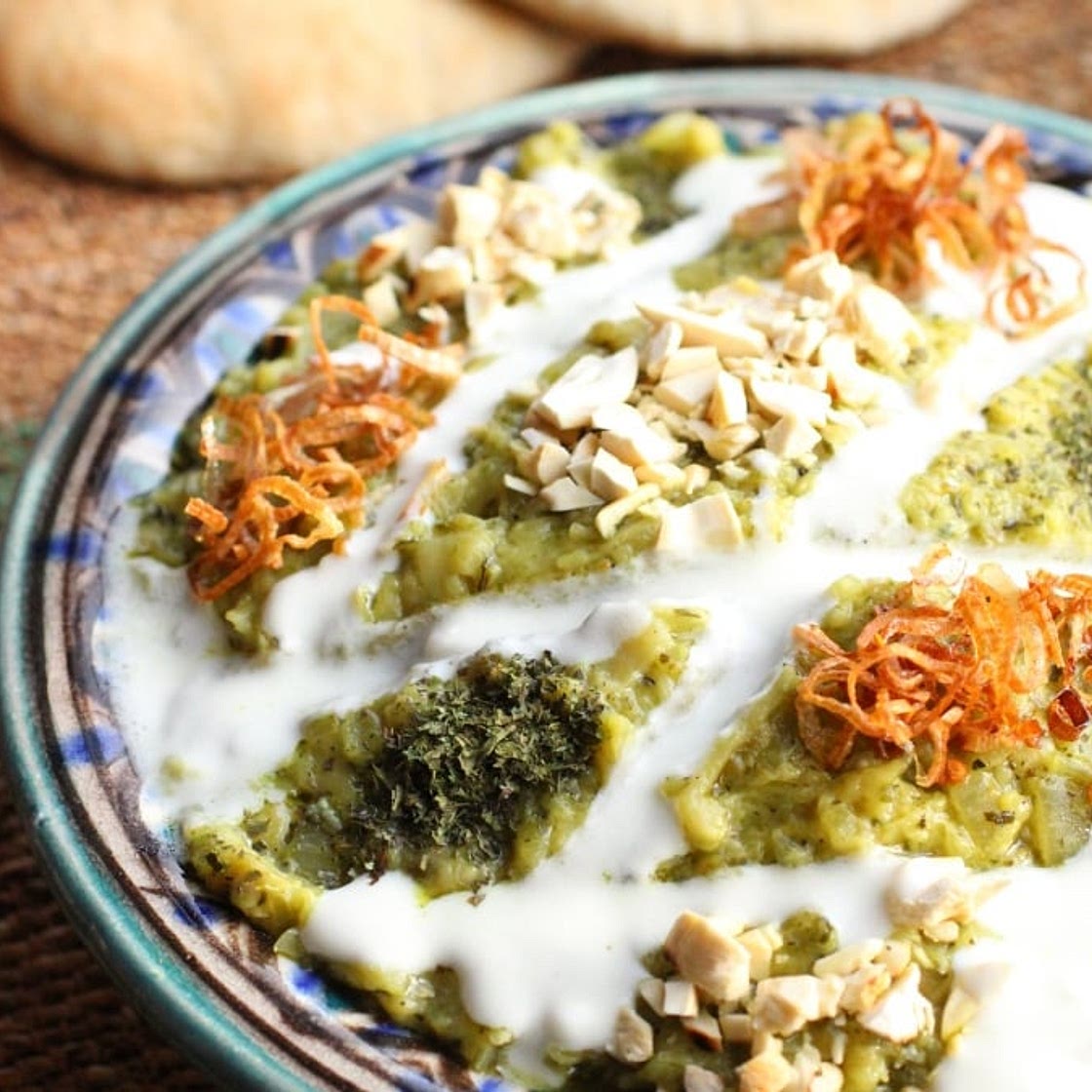 Dip iranien d'aubergines au roquefort