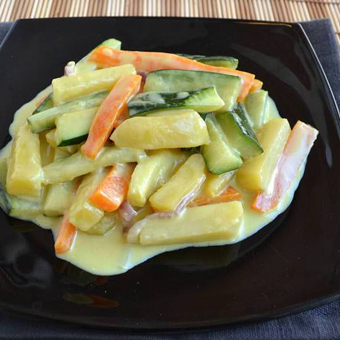 Verdure saltate al latte di cocco