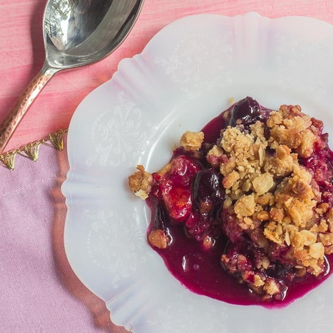 Low FODMAP Cranberry Crisp with Grapes & Citrus