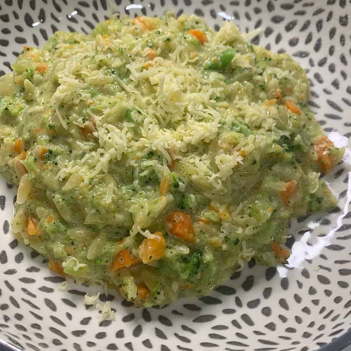 One Pot Broccoli Cheddar Orzo