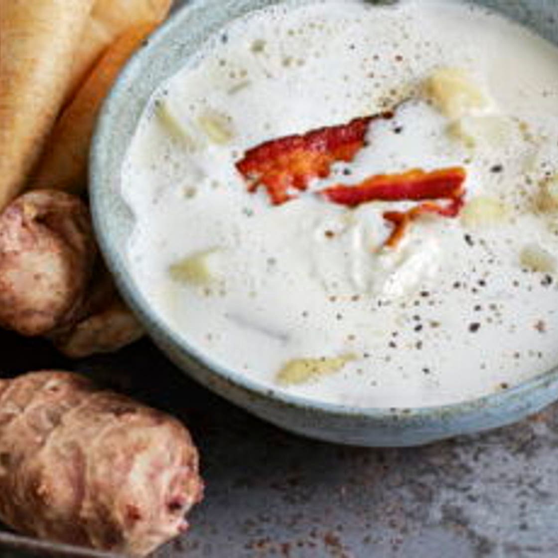 Soupe crémeuse aux topinambours et panais