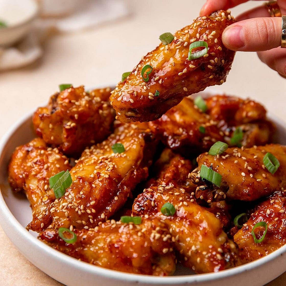 Crispy Honey Garlic Chicken Wings