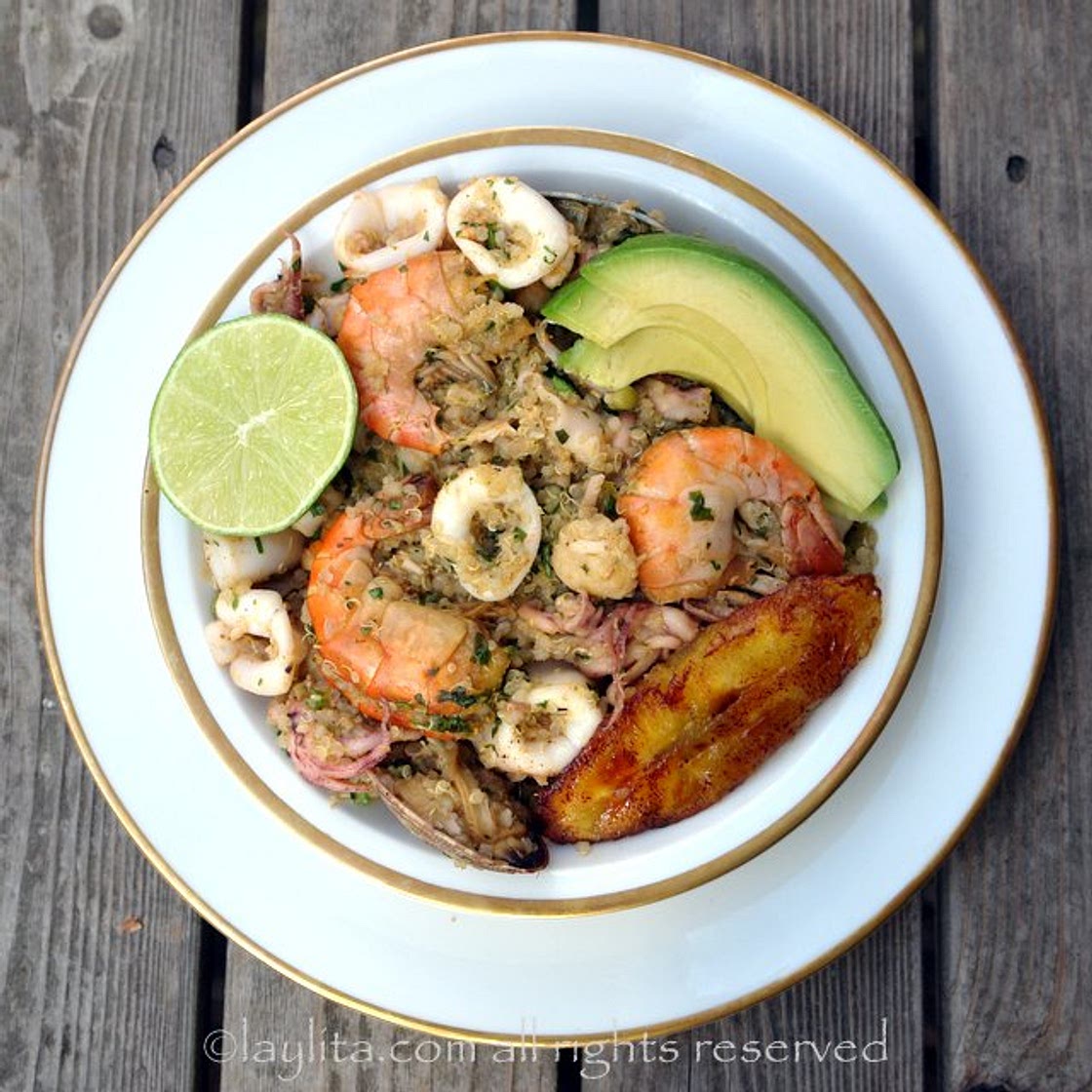 Seafood quinoa or quinoa paella {Quinua marinera}