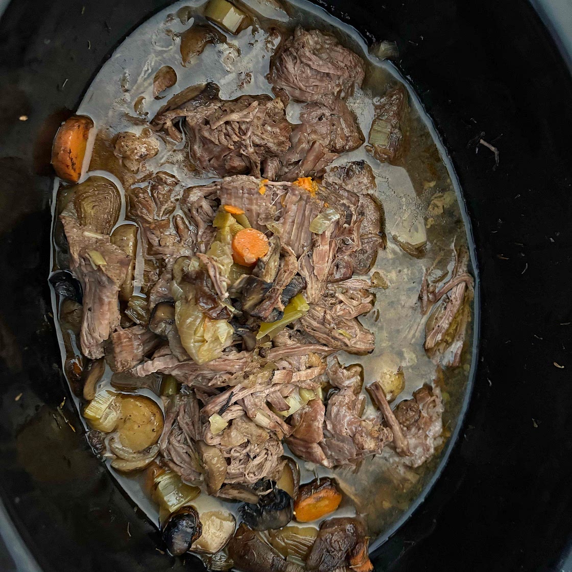 WINTER HERB BRAISED BEEF ROAST