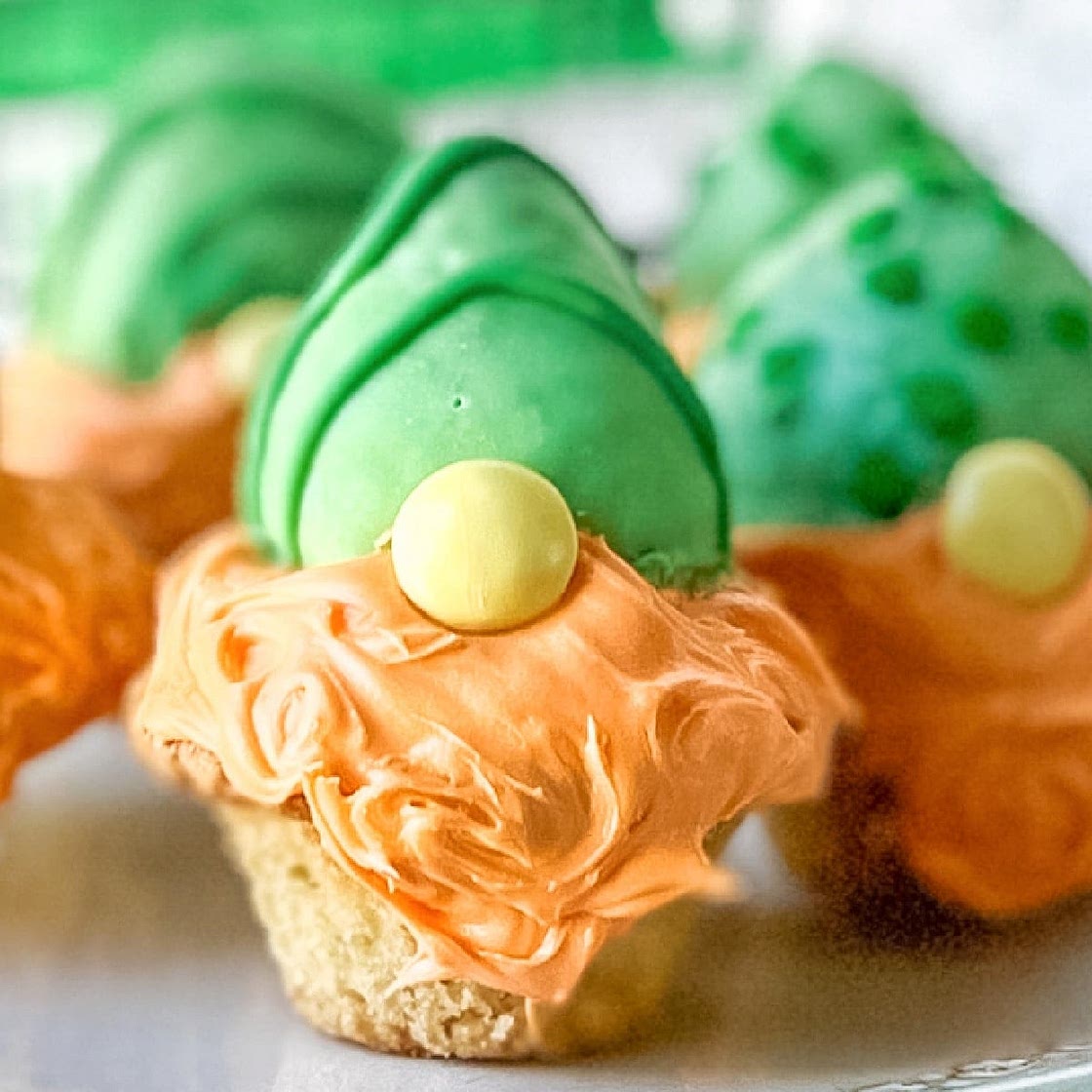Leprechaun Gnome Cookie Cups