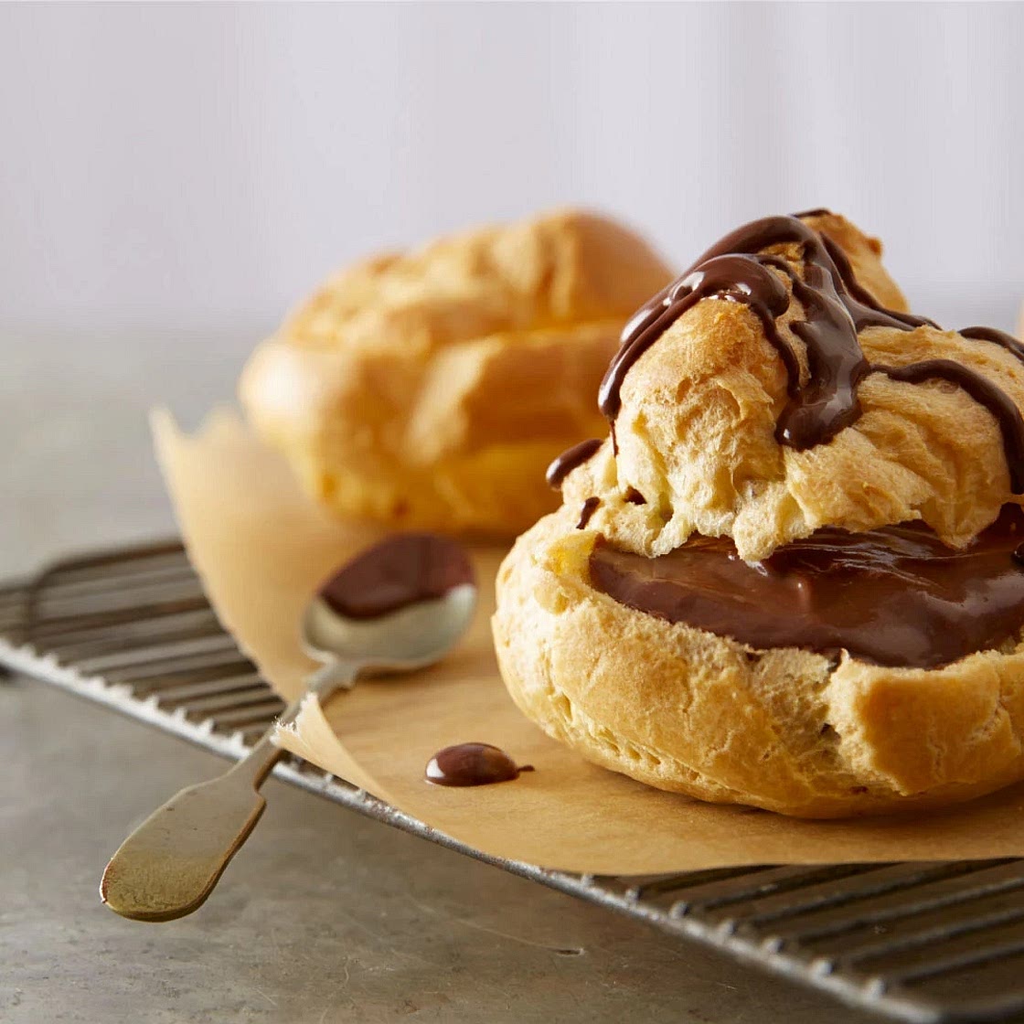 Rich Chocolate Glazed Cream Puffs