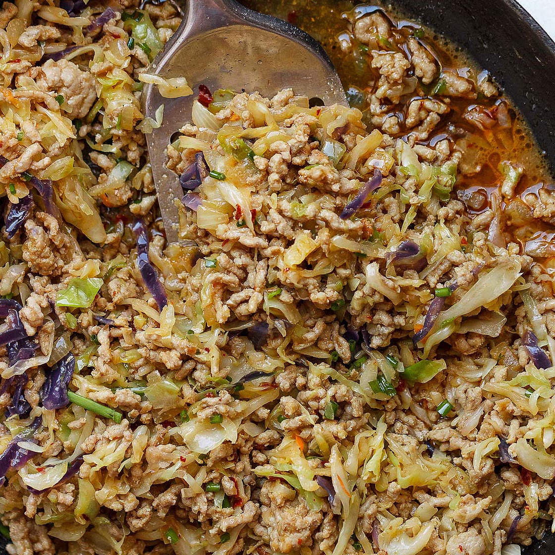 Egg Roll Bowls with Chicken and Cabbage