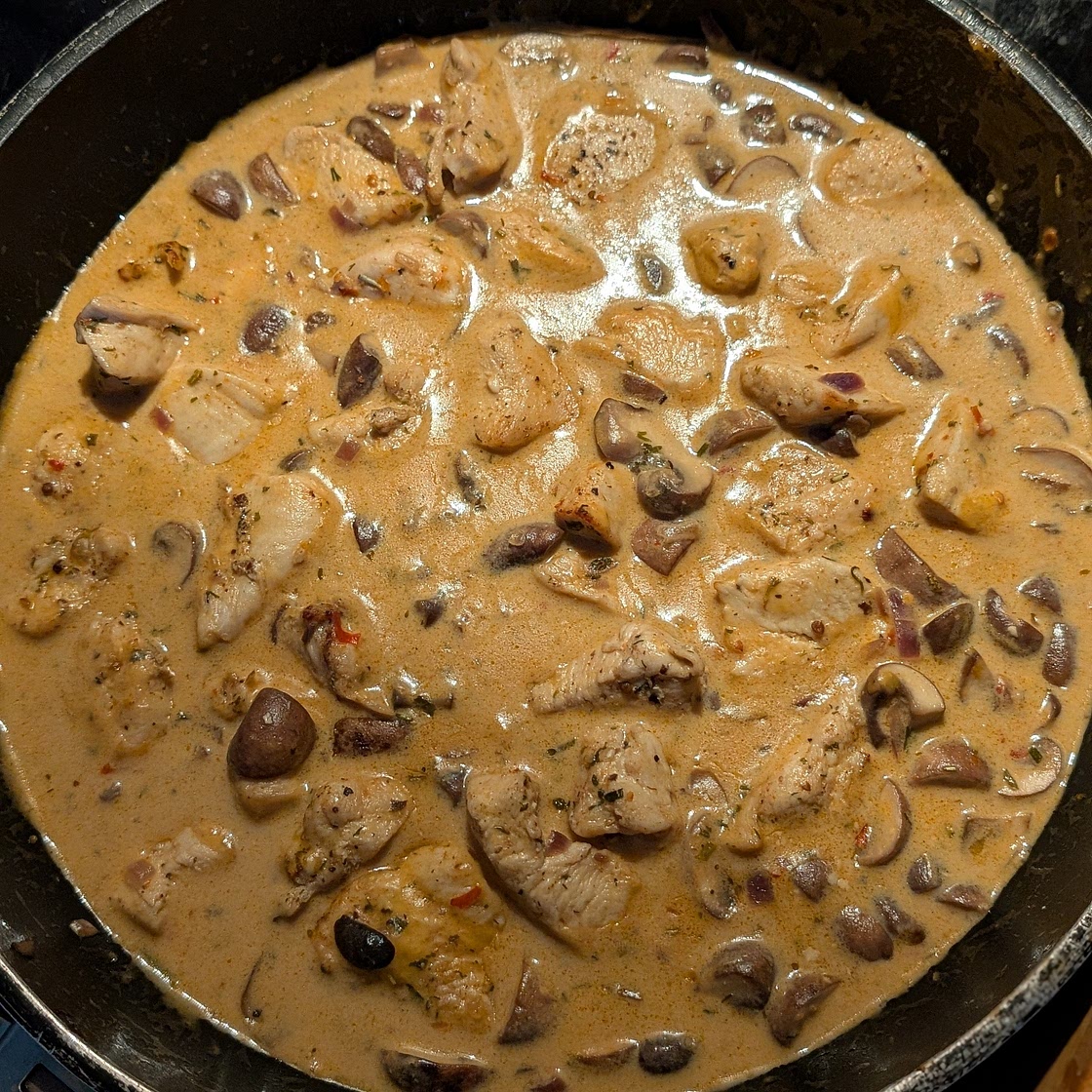 Copycat Cheddar's Dijon Chicken and Mushrooms