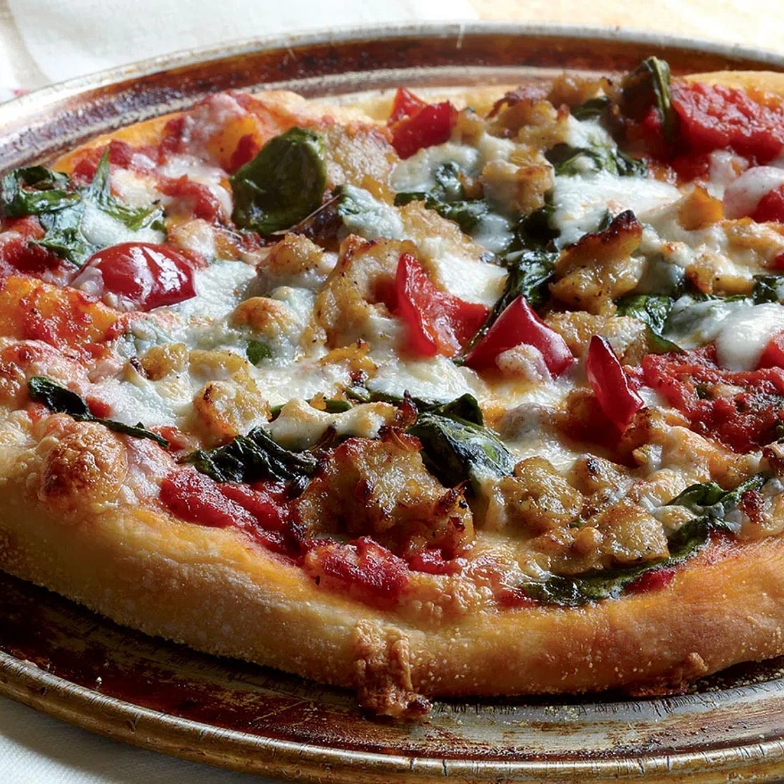 The Best Homemade Spinach, Sausage, and Pepper Pizza