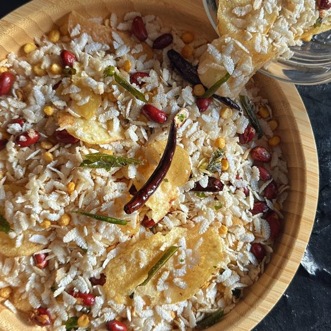 Crispy Nepali Furandana Recipe for the Perfect Beaten Rice Snack
