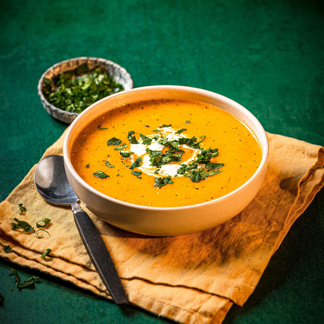Creamy carrot and coriander soup
