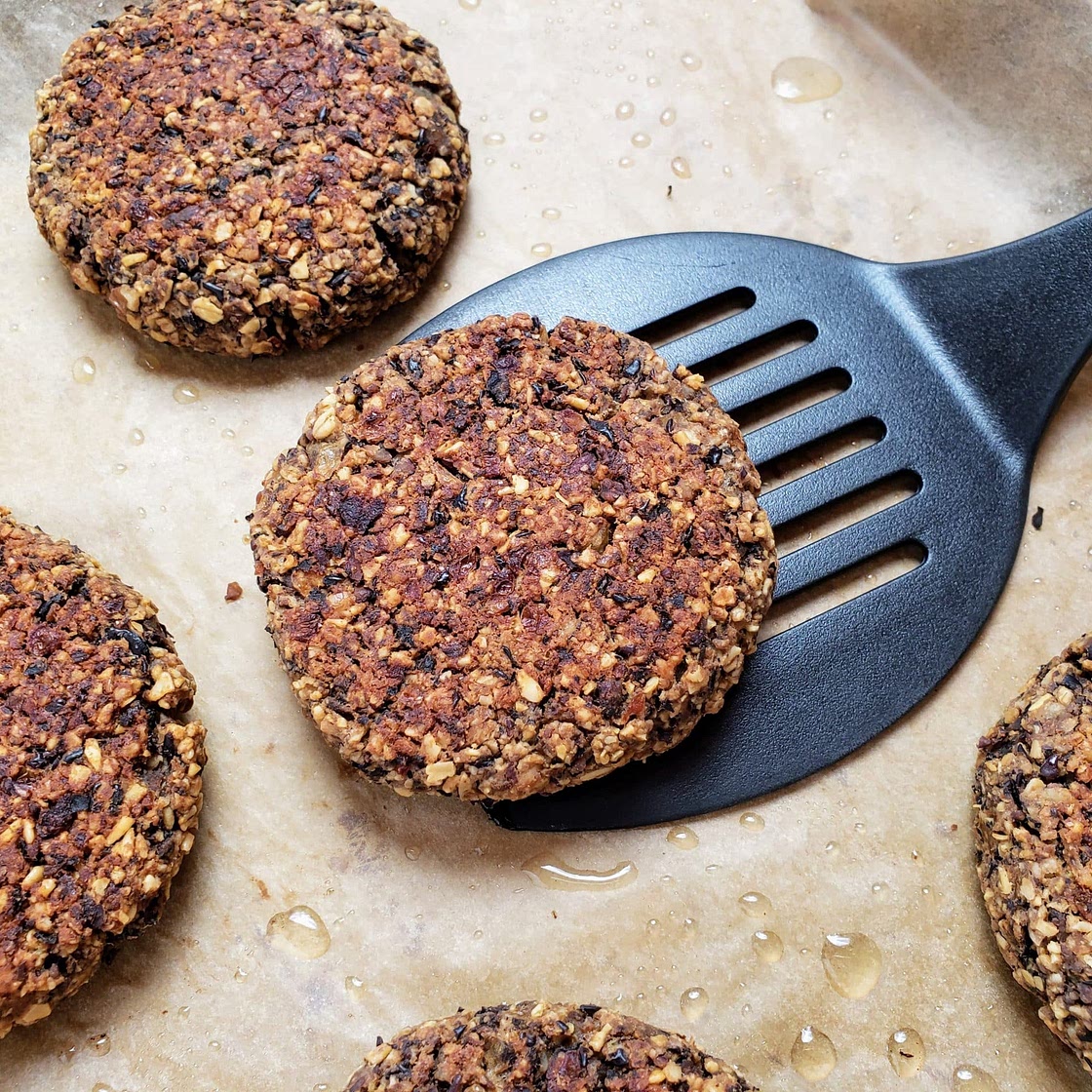 Black bean burgers