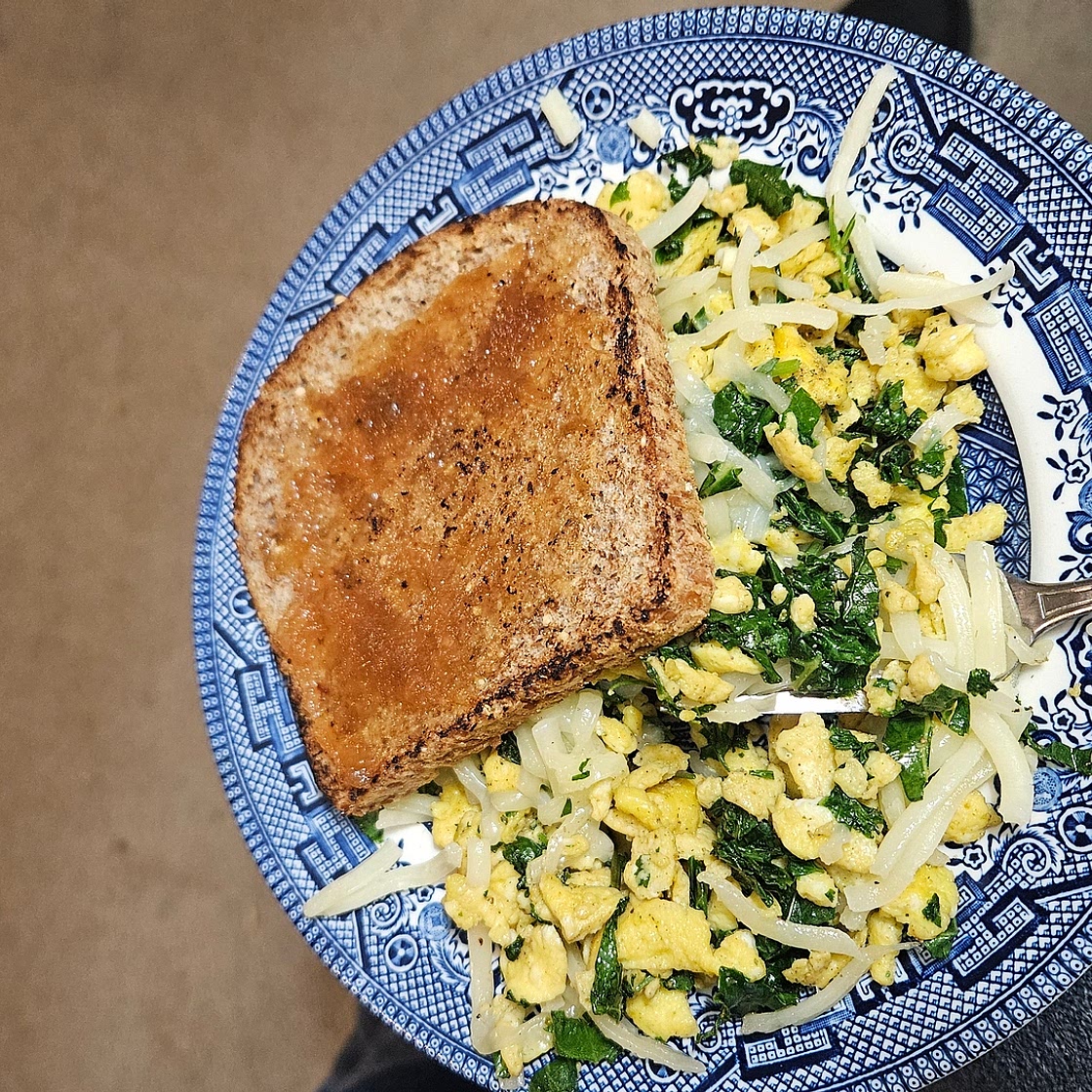 Egg and Kale Scramble