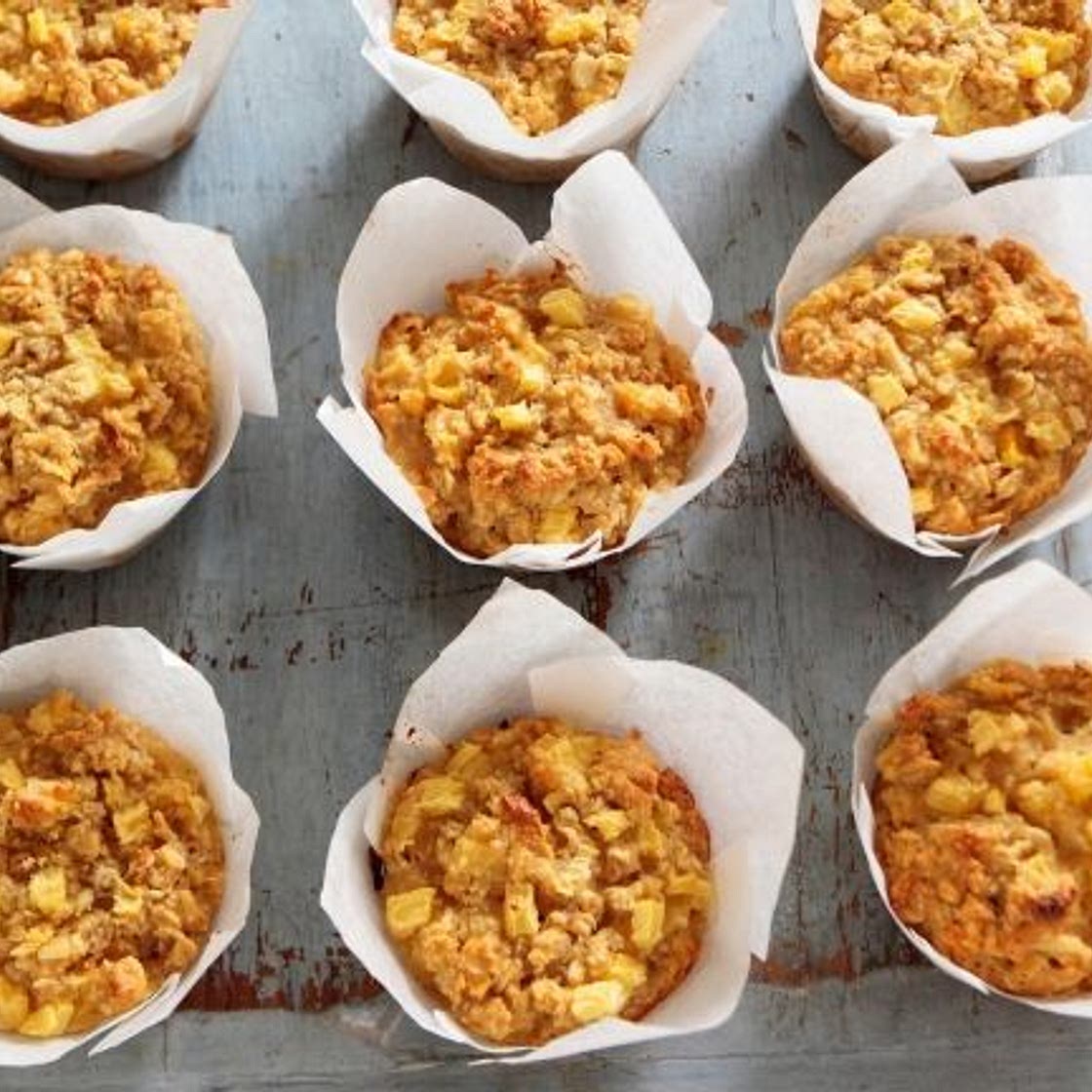 Pineapple and oat muffins recipe