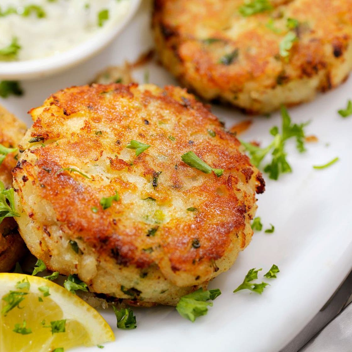 Panfried tuna and white bean cakes recipe