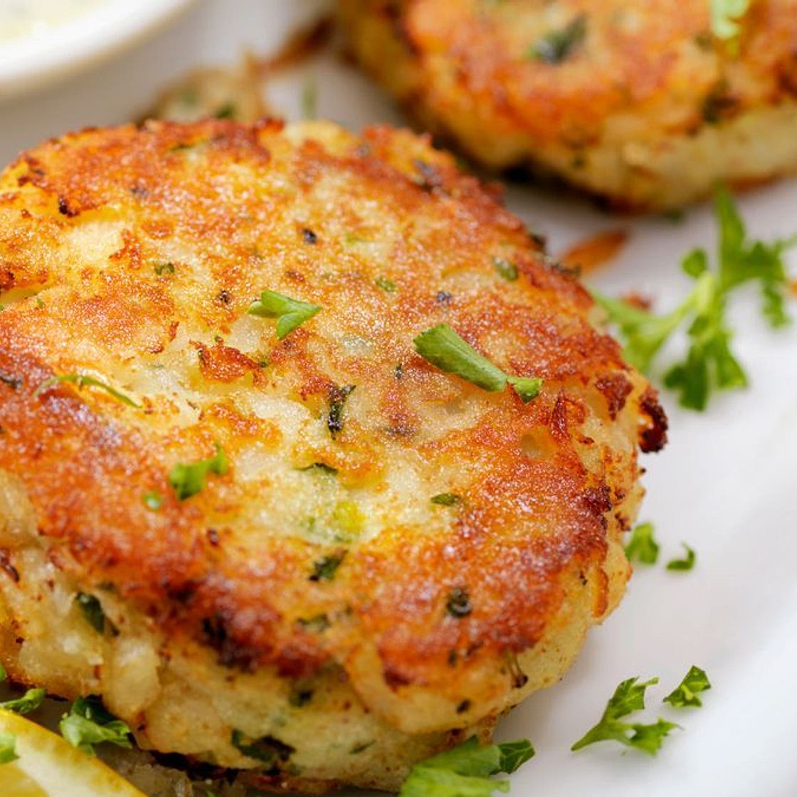 Panfried tuna and white bean cakes recipe