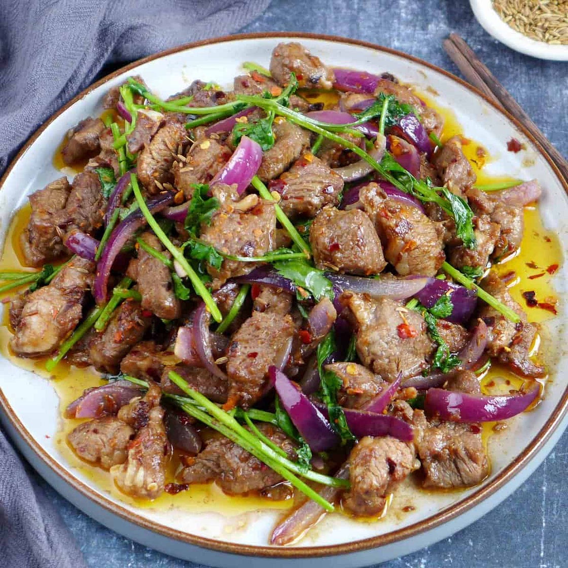 Cumin Lamb Stir-Fry (孜然羊肉)