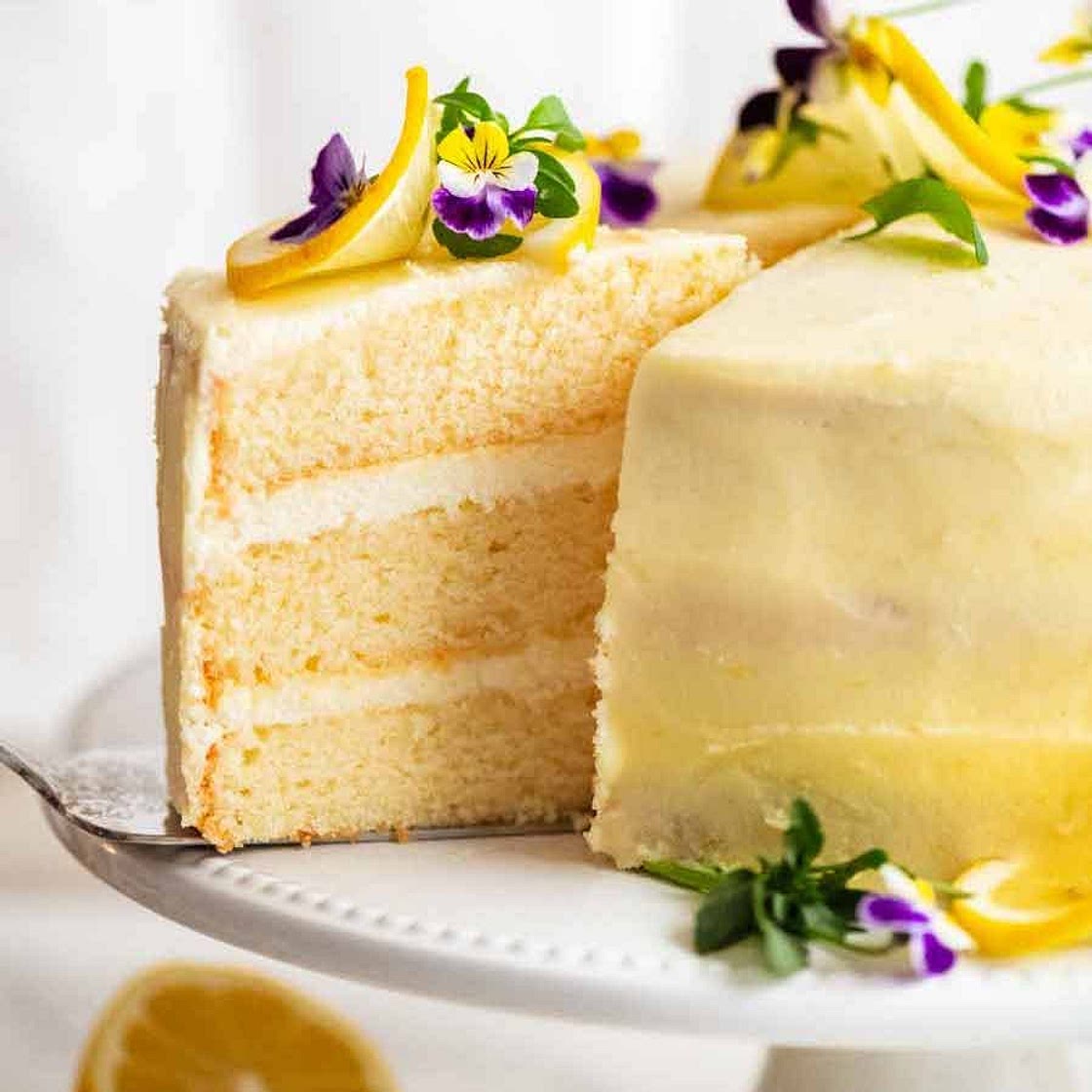 Lemon Cake - with a secret Fluffy Lemon Frosting