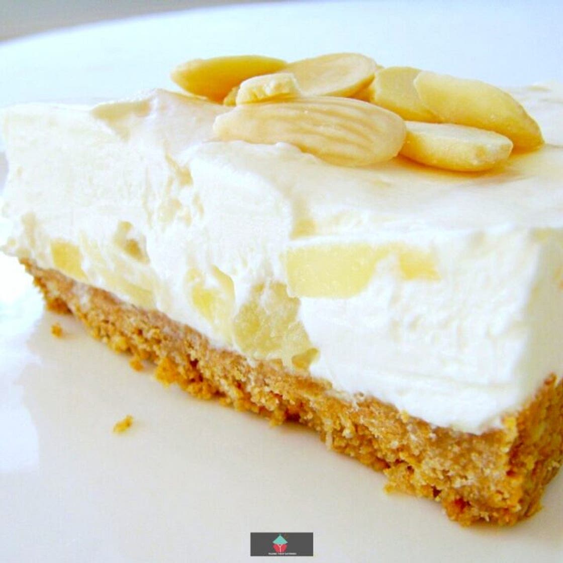 Creamy Pineapple Cheesecake