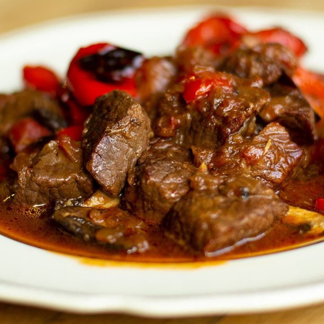 Beef Stew with Peppers & Mushrooms