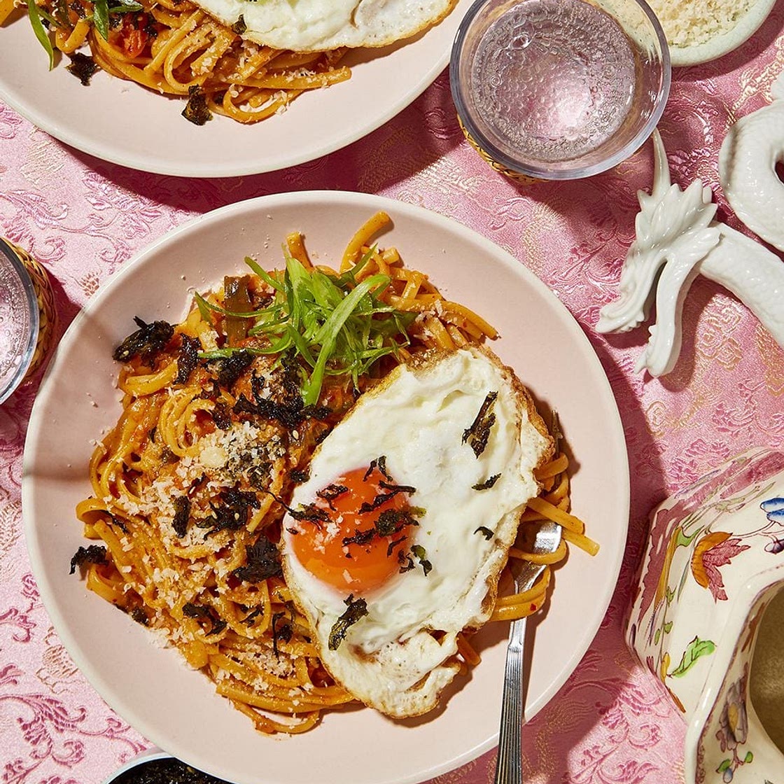 Cheesy kimchi linguine with gochujang butter