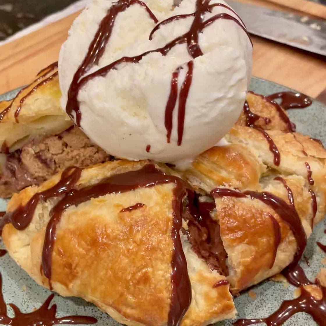 Reese's Puff Pastry Pie