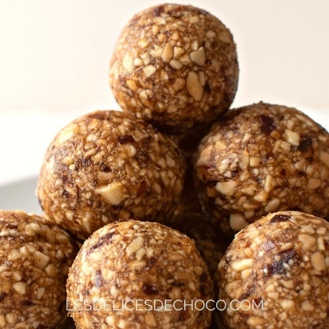 ENERGY BALLS NUTELLA STYLE 4 INGREDIENTS