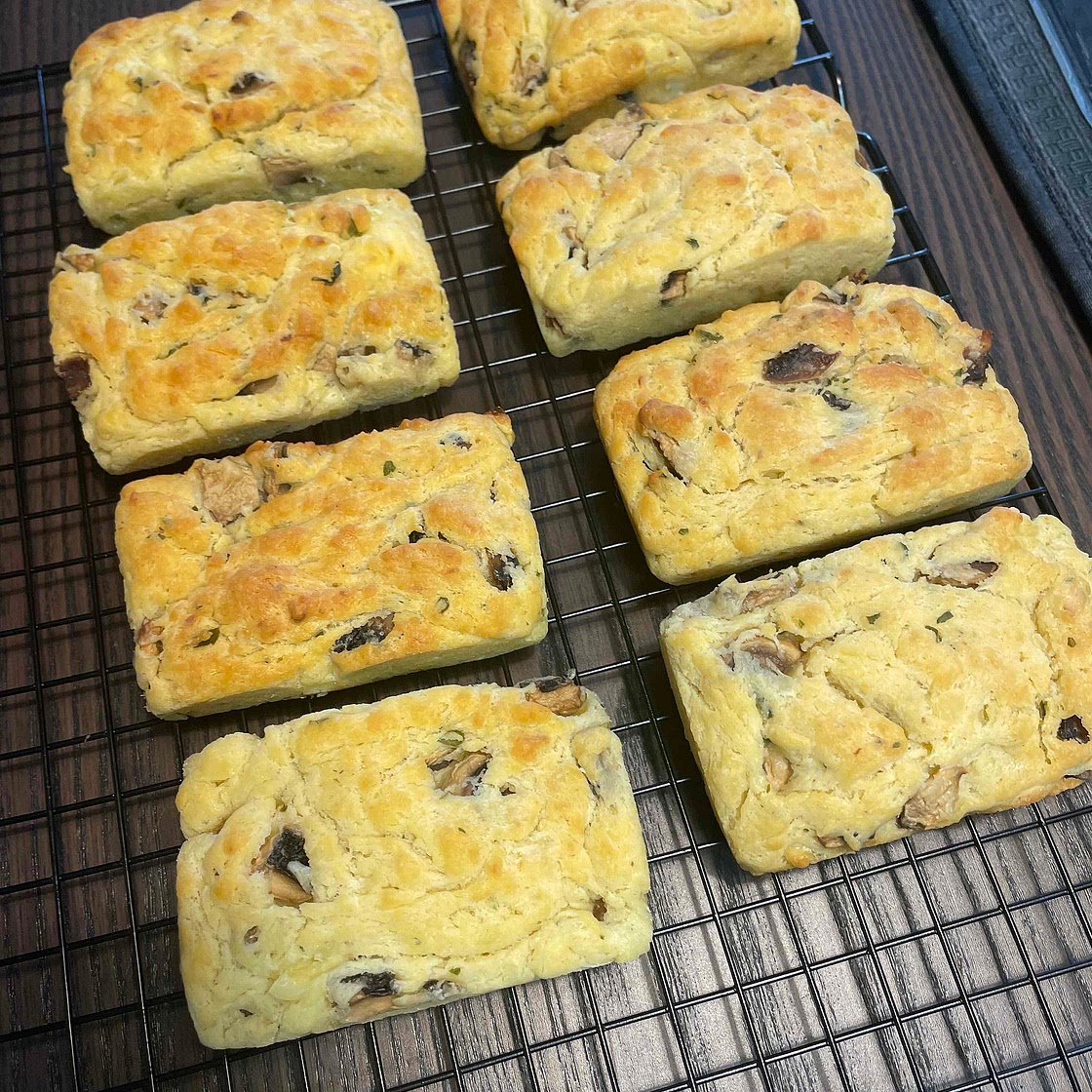 Muffins aux champignons et au fromage fondant