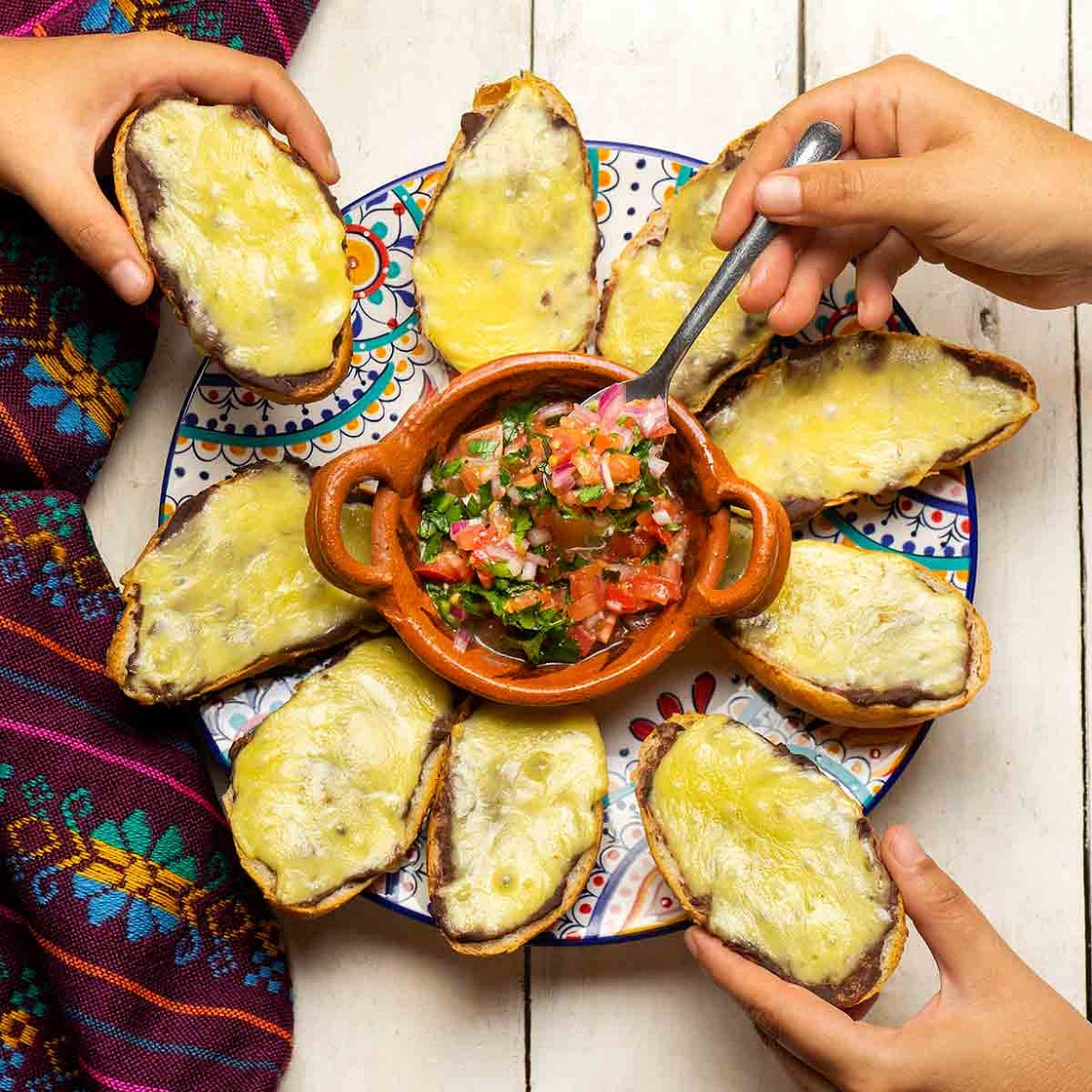 Traditional Molletes