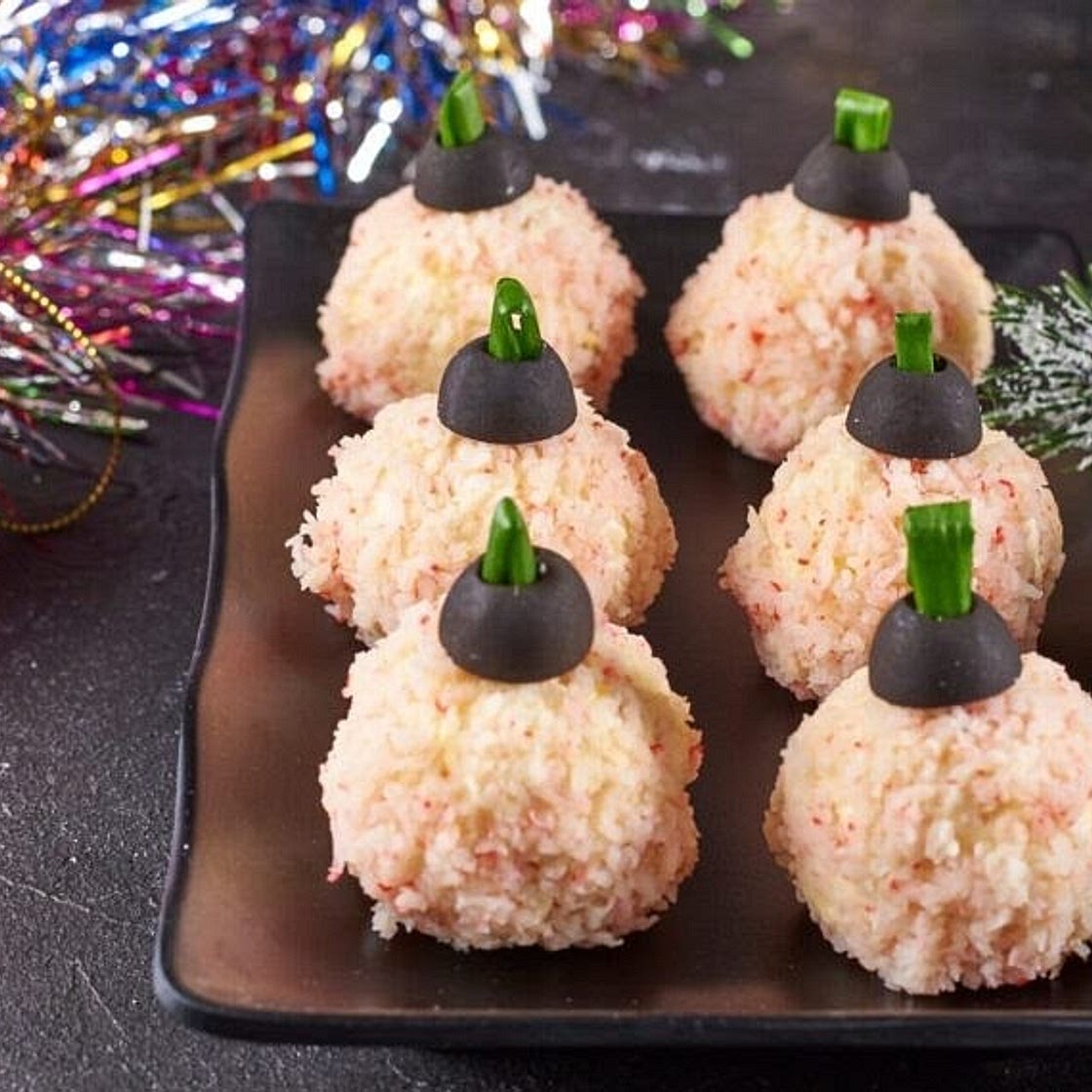 Шарики из крабовых палочек