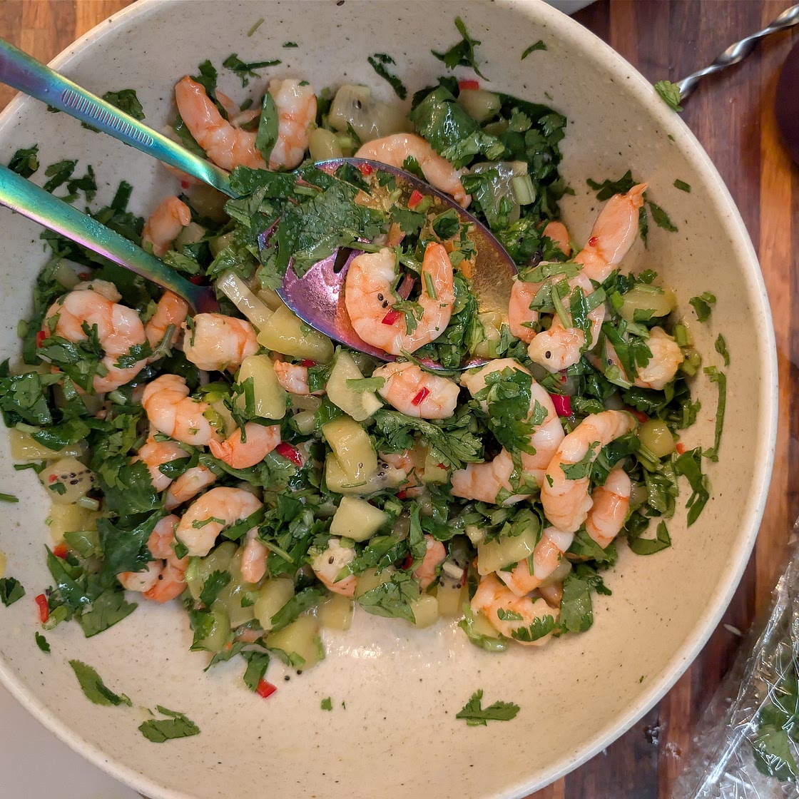 Salada Molecular de Gambas e Kiwi (Versão 2.0)