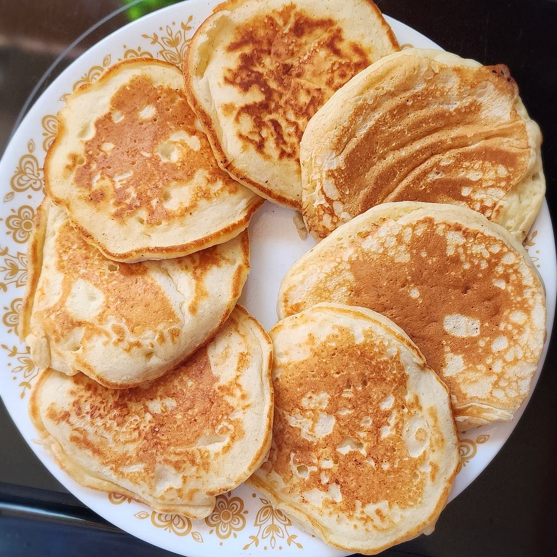 The BEST Fluffy Buttermilk Pancakes