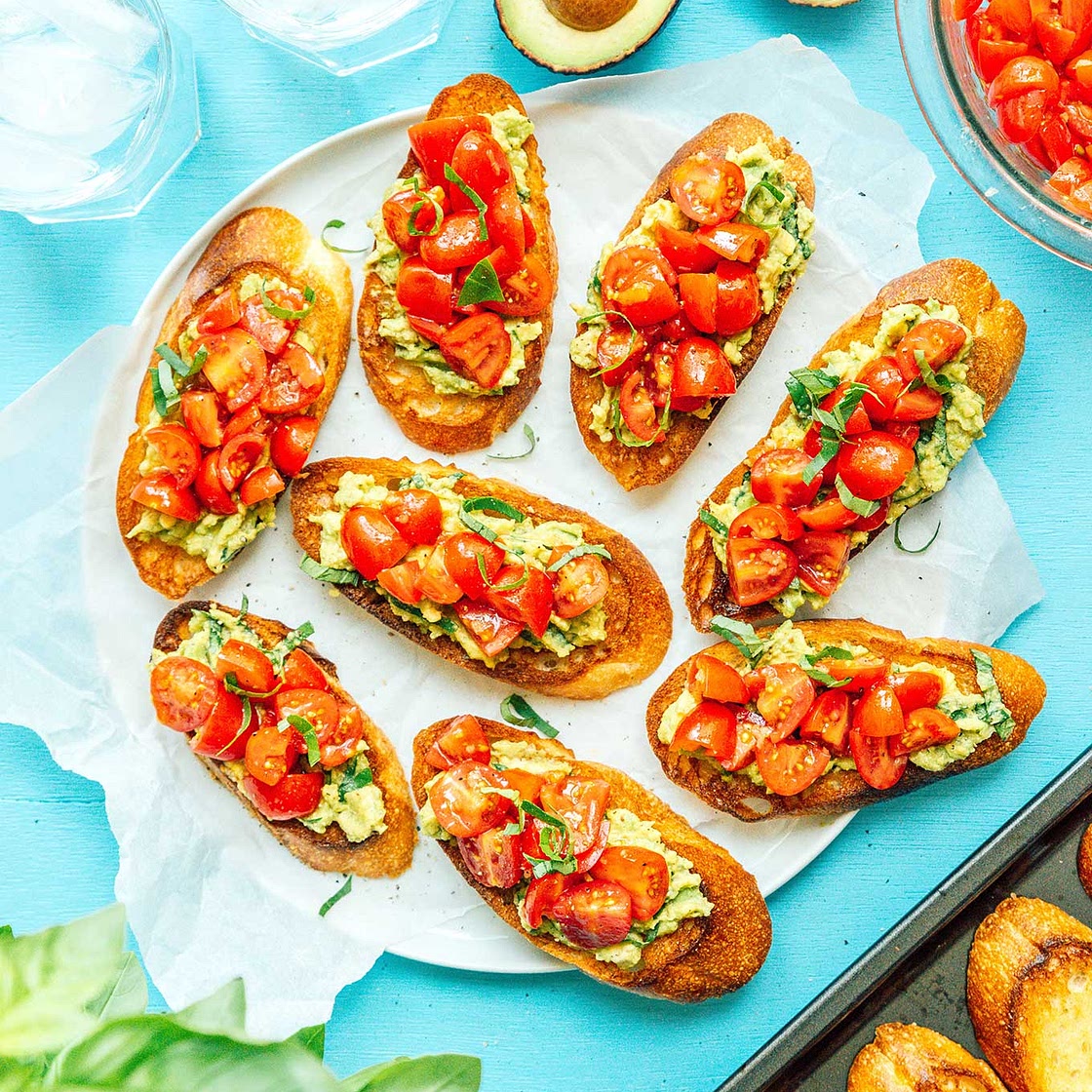 Avocado Bruschetta (Ready In 20 Minutes!)