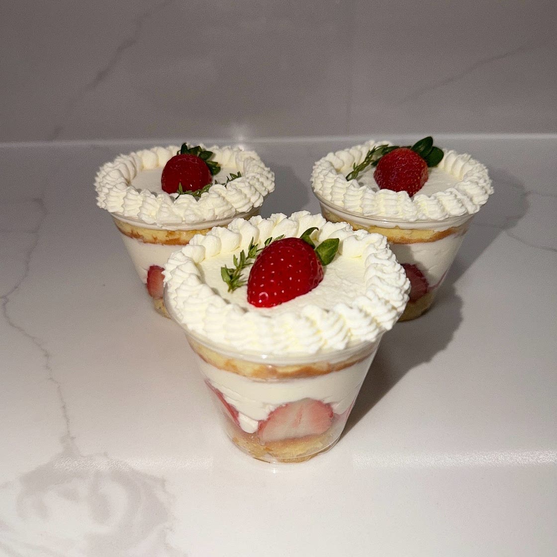 Mini Strawberry Shortcakes 🍓