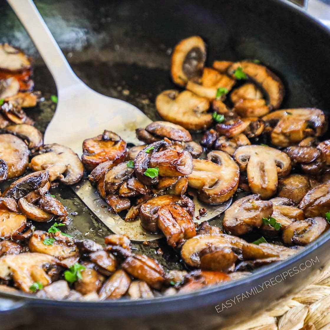 Sautéed Mushrooms with Garlic Butter
