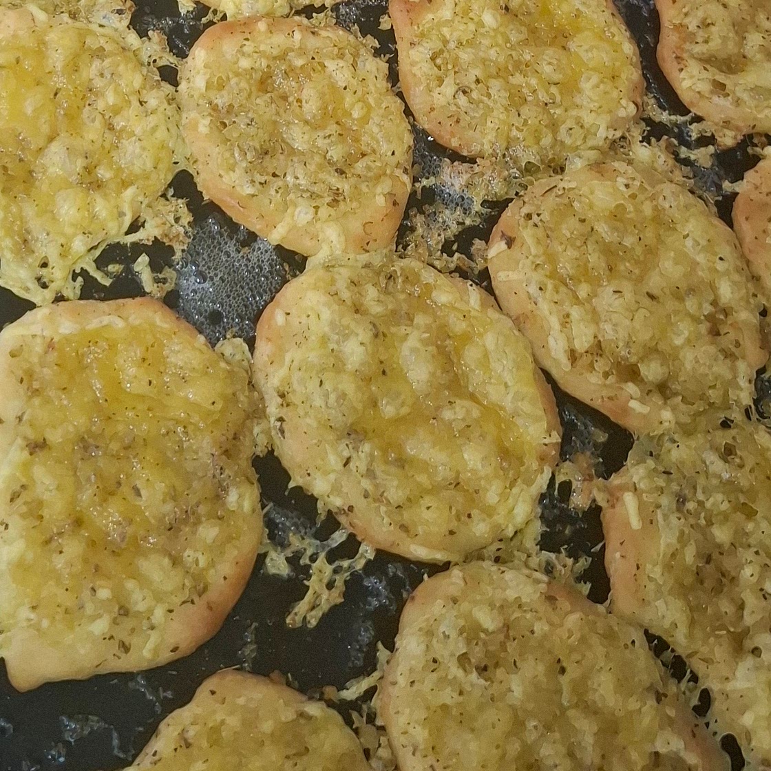 Easy cheezy Käsetaler vegan